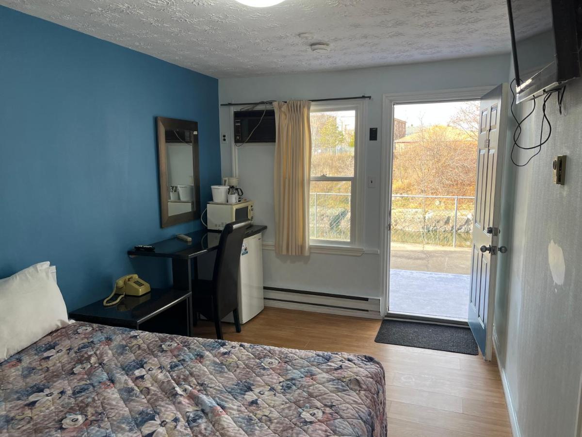 Old Mill Motel Blind River Экстерьер фото