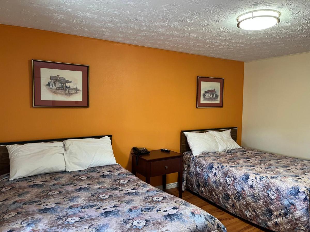 Old Mill Motel Blind River Экстерьер фото